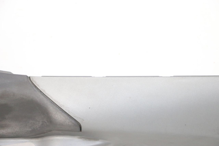 photo de SOTTOPEDANA DESTRA PIAGGIO MP3 500 (2016 - 2018) - Marcature e riferimenti originali