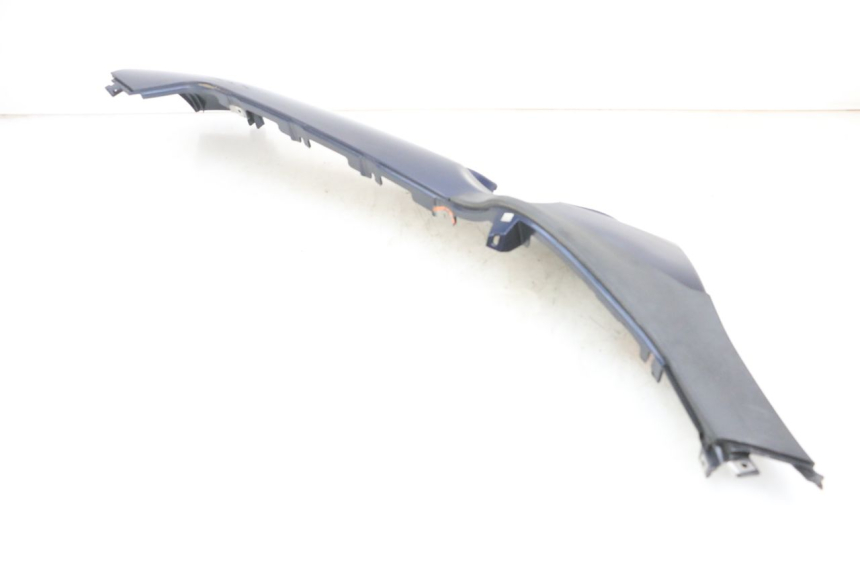 photo de SOTTOPEDANA DESTRA PIAGGIO MP3 RL 250 (2007 - 2010) - Stato della superficie e materiale