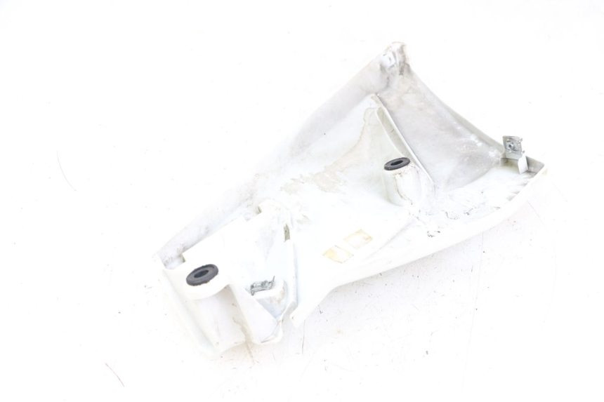 photo de SOTTOPEDANA DESTRA MOTO GUZZI NORGE 8V GT 1200 (2011 - 2016)