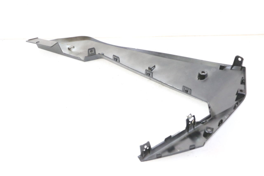 photo de SOTTOPEDANA DESTRA PEUGEOT TWEET 4T 50 (2023 - 2025)