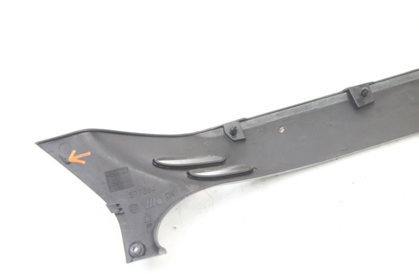 photo de SOTTOPEDANA DESTRA PIAGGIO VESPA GRANTURISMO 125 (2003 - 2007)
