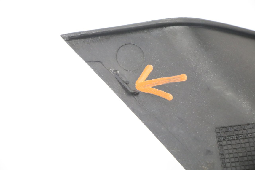 photo de SOTTOPEDANA DESTRA PIAGGIO VESPA GRANTURISMO 125 (2003 - 2007)