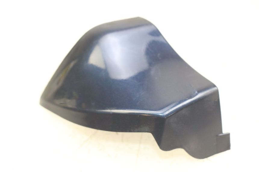 photo de BASSO DELLA SCATOLA DESTRA PIAGGIO VESPA LXV 125 (2006 - 2009)