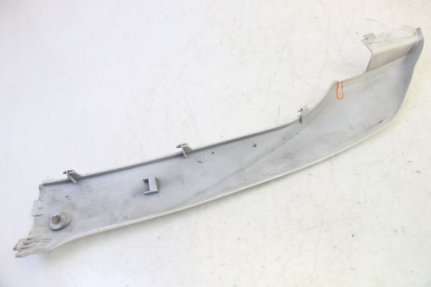 photo de SOTTOPEDANA DESTRA PEUGEOT TWEET PRO EFI 4T 50 (2021 - 2022)