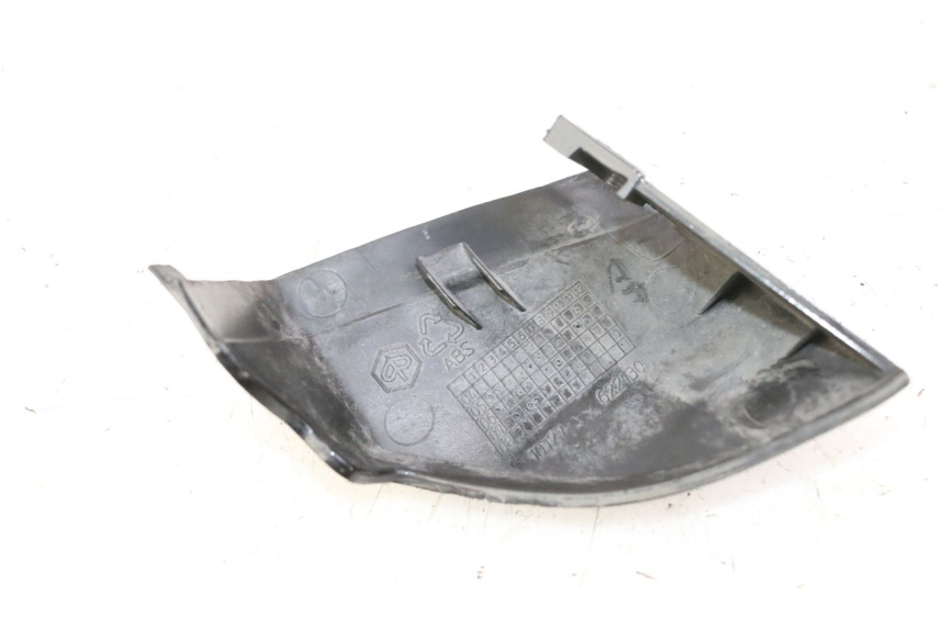 photo de SOTTOPEDANA DESTRA PIAGGIO VESPA S 2T 50 (2007 - 2014)