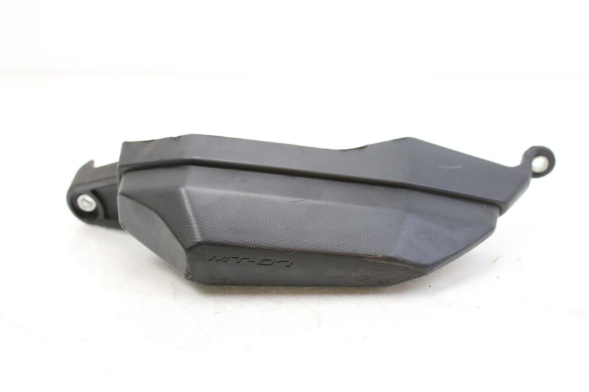 photo de BASSO DELLA SCATOLA DESTRA YAMAHA MT-07 MT07 700 (2018 - 2020)