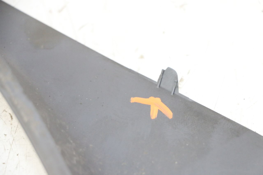 photo de SOTTOPEDANA SINISTRA SUZUKI BURGMAN 125 (2007 - 2014)