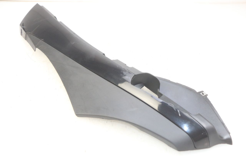 photo de BASSO DELLA SCATOLA SINISTRA PIAGGIO FLY 4T 50 (2013 - 2017)
