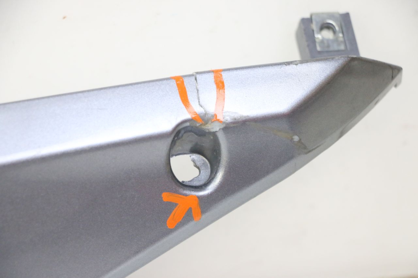 photo de SOTTOPEDANA SINISTRA SYM JOYMAX 125 (2010 - 2017)
