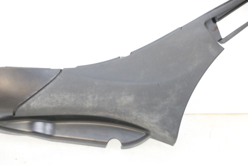 photo de SOTTOPEDANA SINISTRA PIAGGIO MP3 HPE 350 (2018 - 2020) - Primo piano ad alta risoluzione