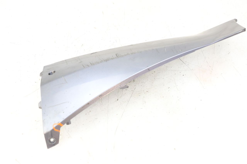 photo de SOTTOPEDANA SINISTRA PEUGEOT BELVILLE 125 (2017 - 2021)