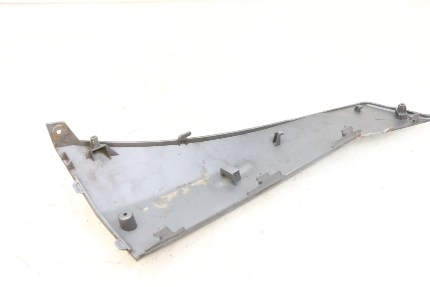 photo de SOTTOPEDANA SINISTRA PEUGEOT BELVILLE 125 (2017 - 2021)