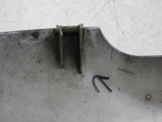 photo de BASSO DELLA SCATOLA SINISTRA PIAGGIO MP3 125 (2006 - 2014)