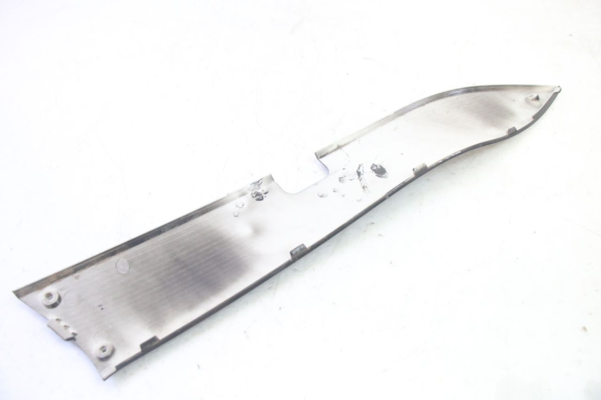 photo de SOTTOPEDANA SINISTRA JM MOTORS SANTANA EVO 50 (2024 - 2026) - Primo piano tecnico