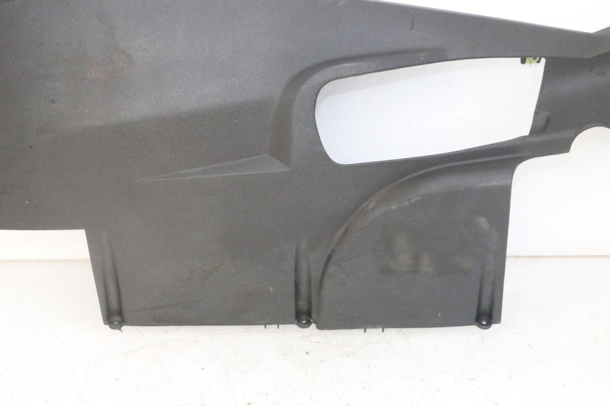 photo de SOTTOPEDANA SINISTRA PEUGEOT SATELIS 125 (2013 - 2018)
