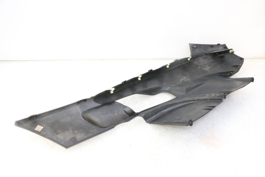 photo de SOTTOPEDANA SINISTRA PEUGEOT SATELIS 125 (2013 - 2018)