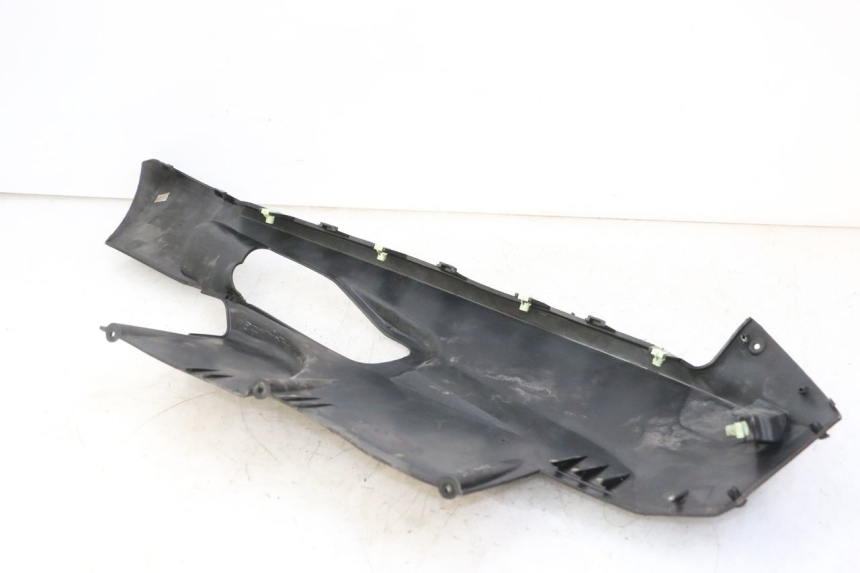 photo de SOTTOPEDANA SINISTRA PEUGEOT SATELIS 125 (2013 - 2018)