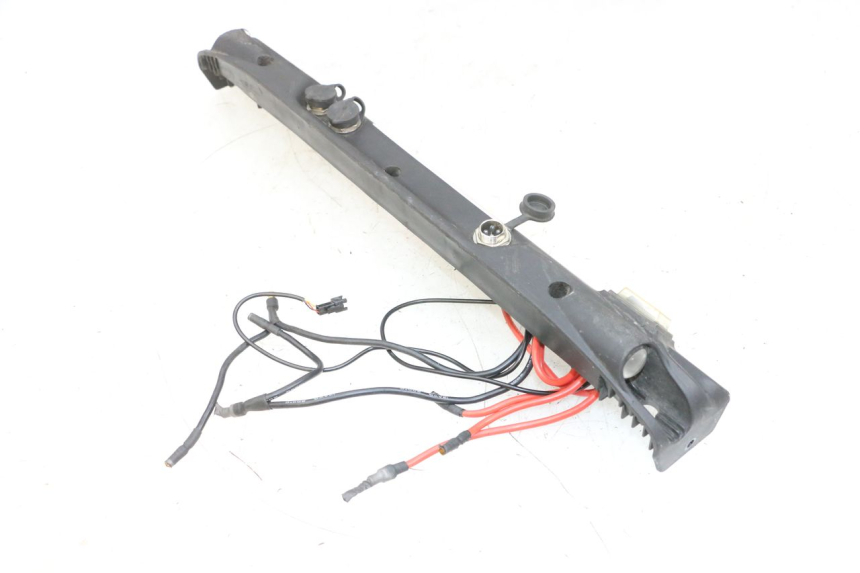 photo de PARTE INFERIORE SINISTRA DEL TELAIO DUALTRON VICTOR LIMITED 1