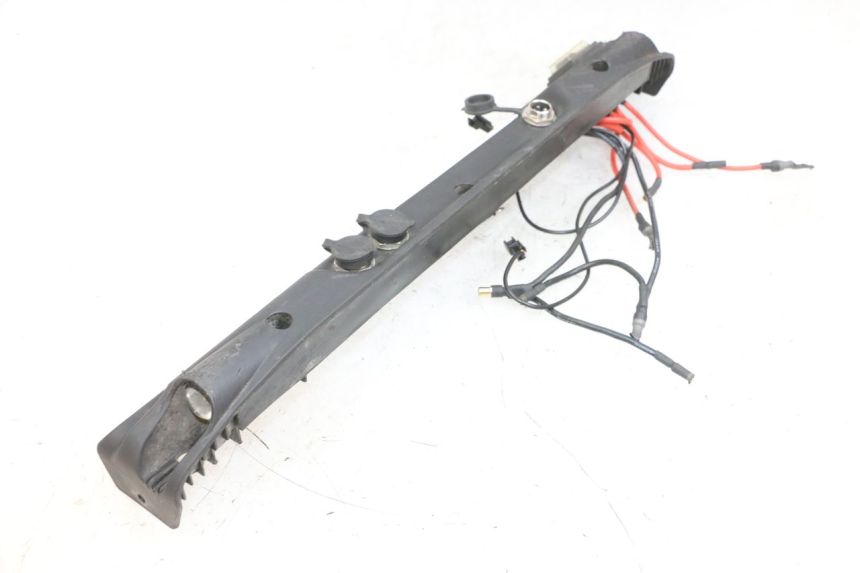 photo de PARTE INFERIORE SINISTRA DEL TELAIO DUALTRON VICTOR LIMITED 1