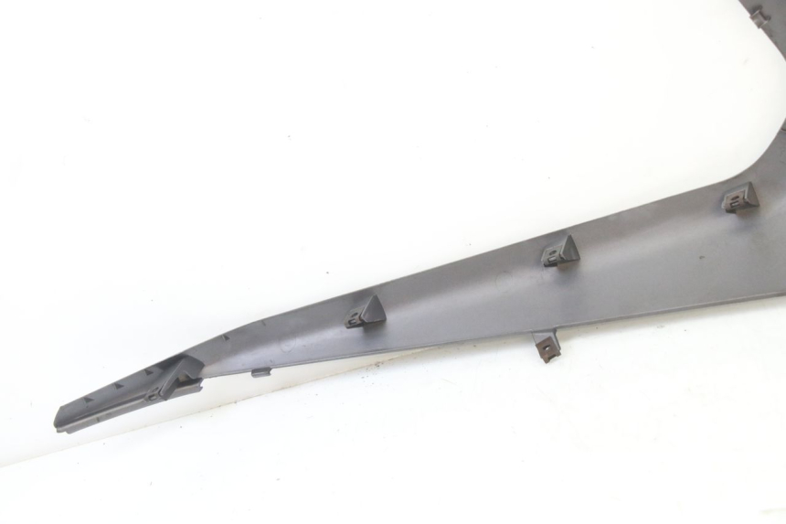 photo de BASSO DELLA SCATOLA SINISTRA YAMAHA XMAX X-MAX 125 (2006 - 2009)