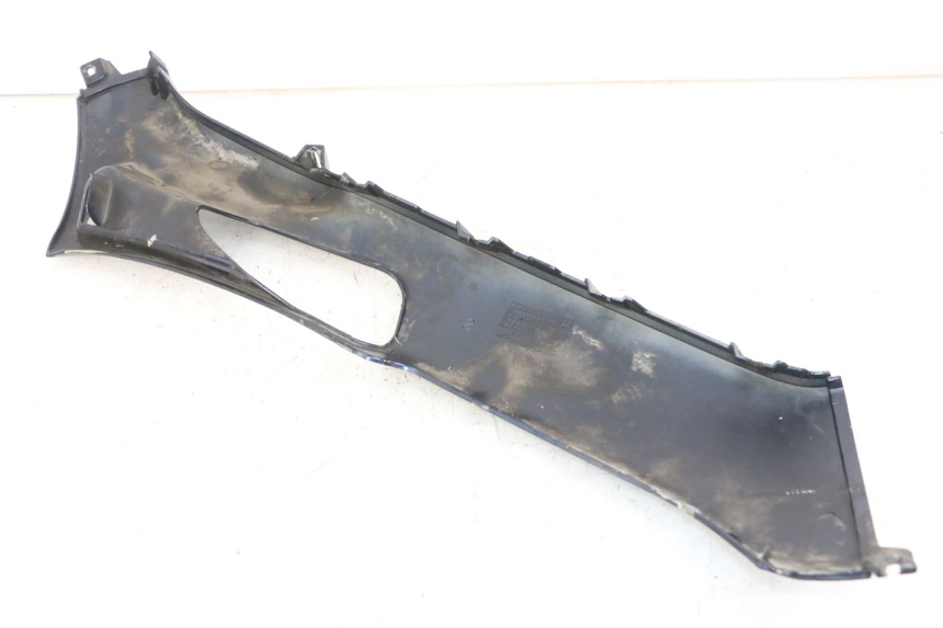 photo de BASSO DELLA SCATOLA SINISTRA PIAGGIO XEVO - X EVO 125 (2007 - 2017) - Dettaglio del componente