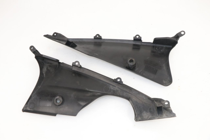 photo de FIANCHETTI INFERIORE HONDA FES S-WING SWING ABS 125 (2007 - 2015)