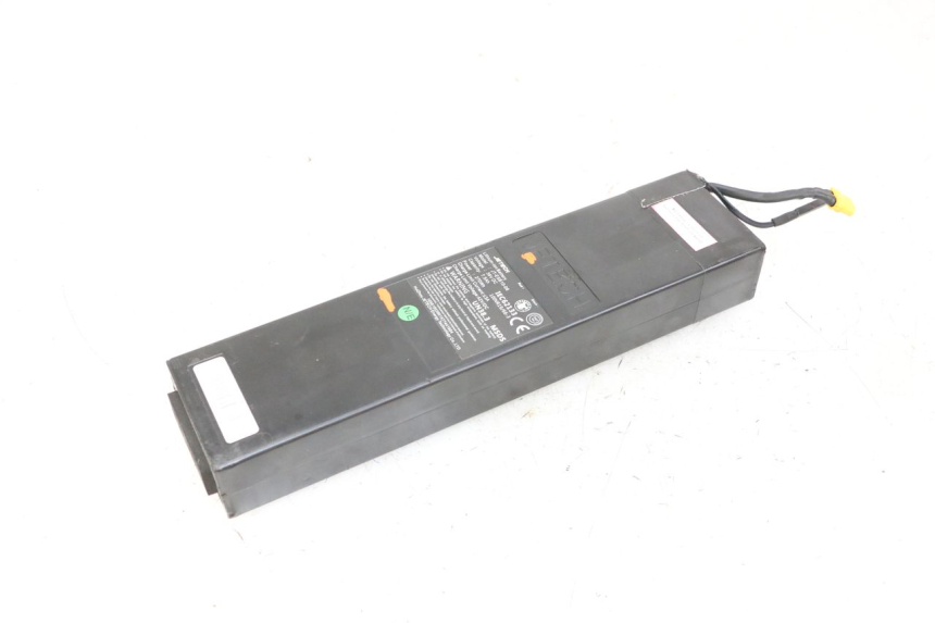 photo de BATTERIA URBANGLIDE 100XS 1