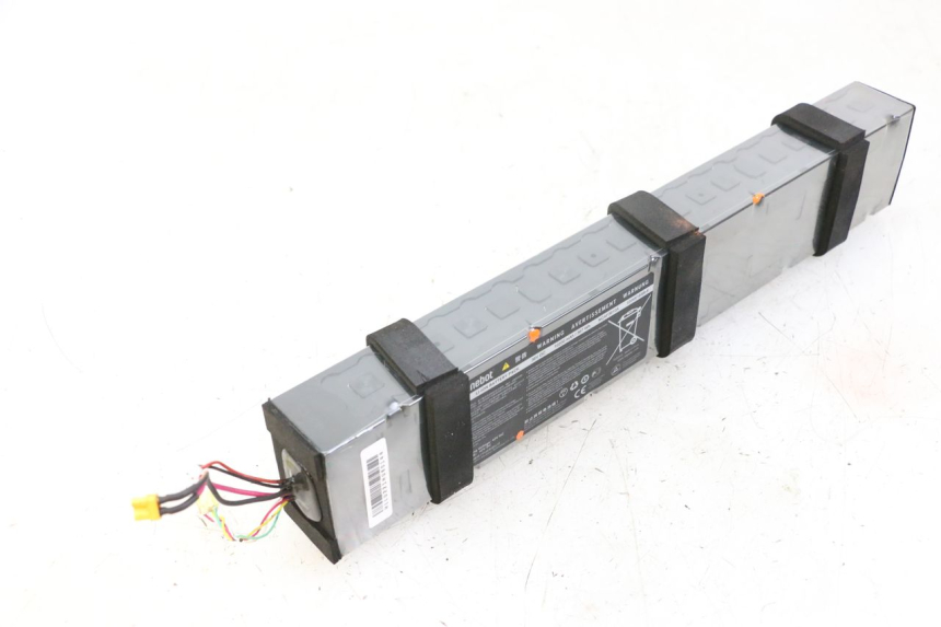 photo de BATTERIA SEGWAY NINEBOT F40E 1