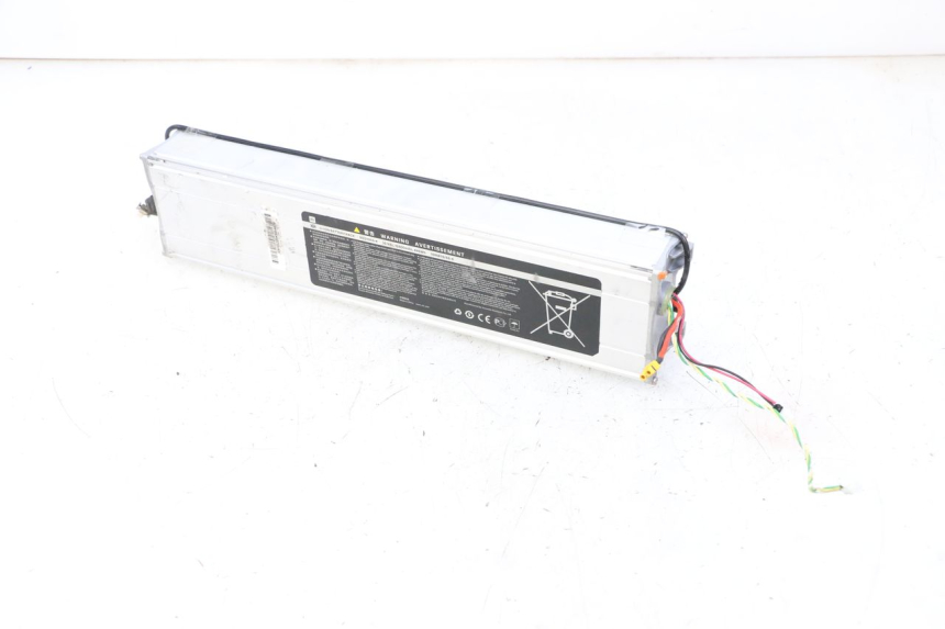 photo de BATTERIA XIAOMI MI PRO 2 1