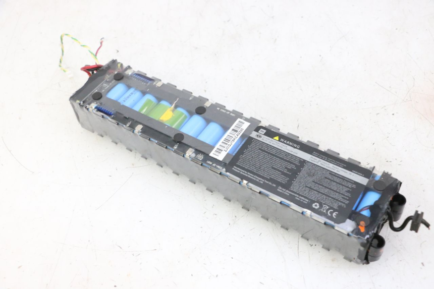 photo de BATTERIA XIAOMI MI PRO 2 1