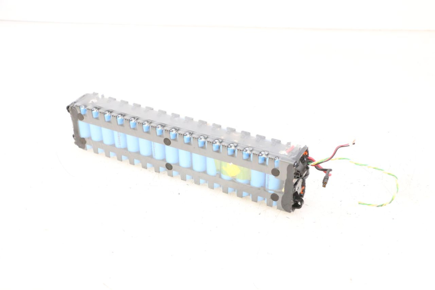 photo de BATTERIA XIAOMI MI PRO 2 1