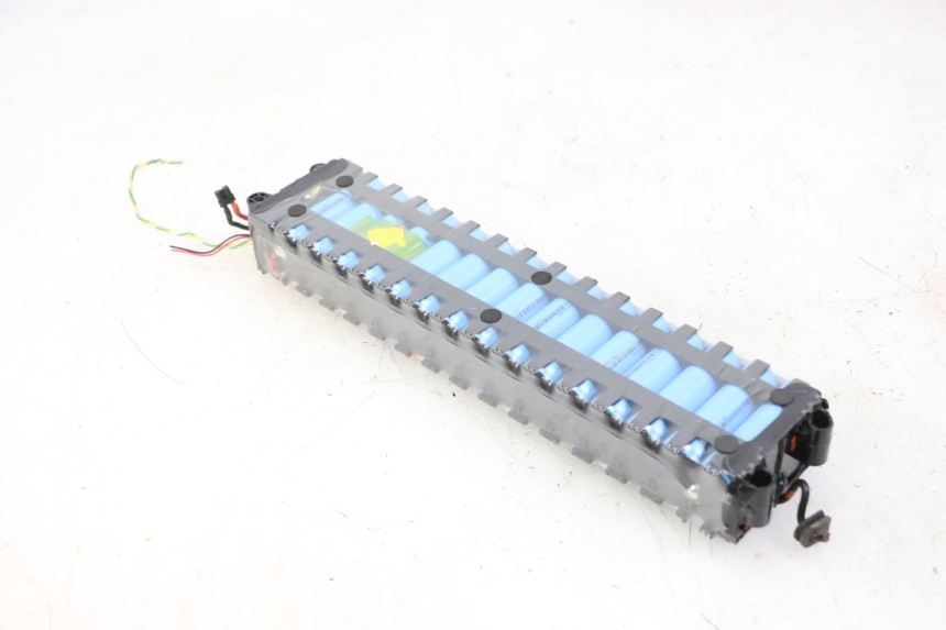 photo de BATTERIA XIAOMI MI PRO 2 1