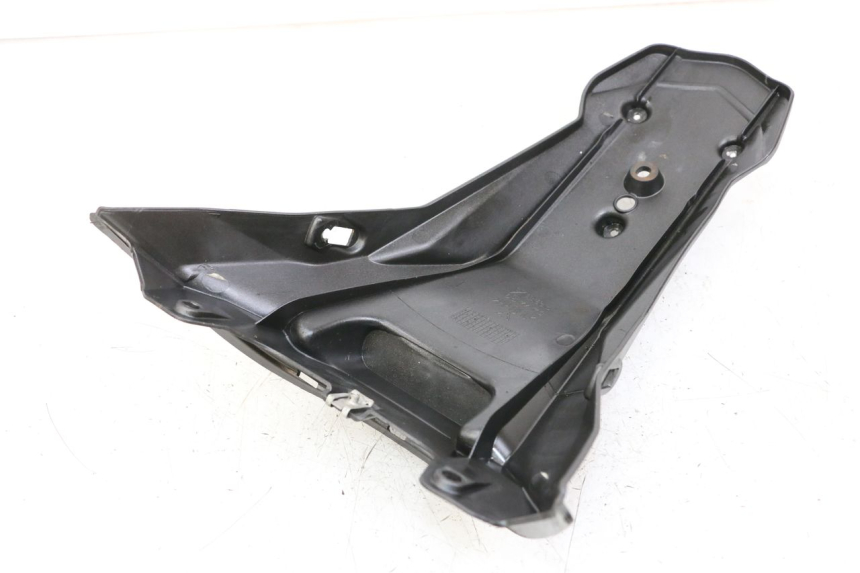 photo de PARAFANGO POSTERIORE APRILIA SR MOTARD 50 (2012 - 2018)