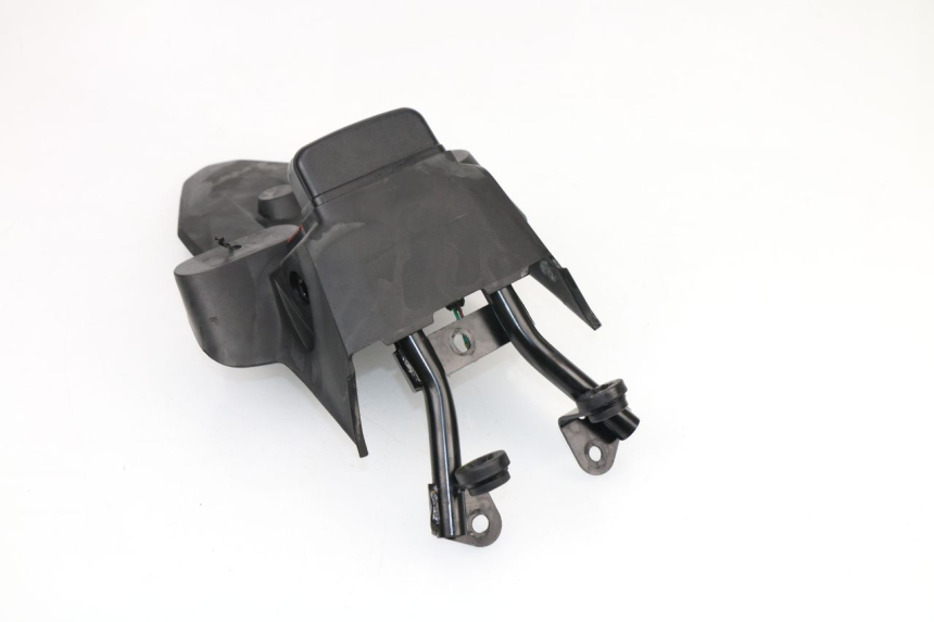 photo de Parafango posteriore HONDA CBR R 125 (2011 - 2016) - Zoom sullo stato d'uso