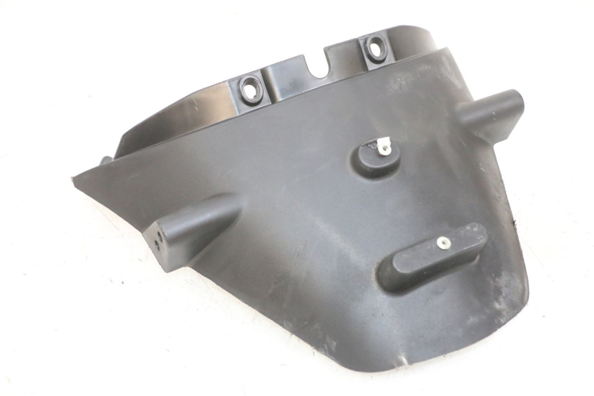 photo de PARAFANGO POSTERIORE PEUGEOT DJANGO 4T 50 (2014 - 2019) - Stato della superficie e materiale