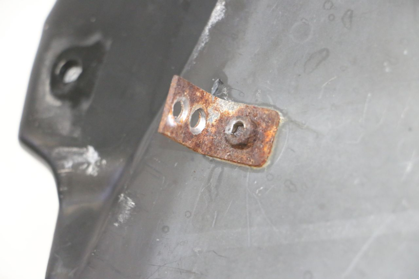 photo de PARAFANGO POSTERIORE KAWASAKI GPX R WARBIRD 600 (1988 - 1993) - Primo piano tecnico