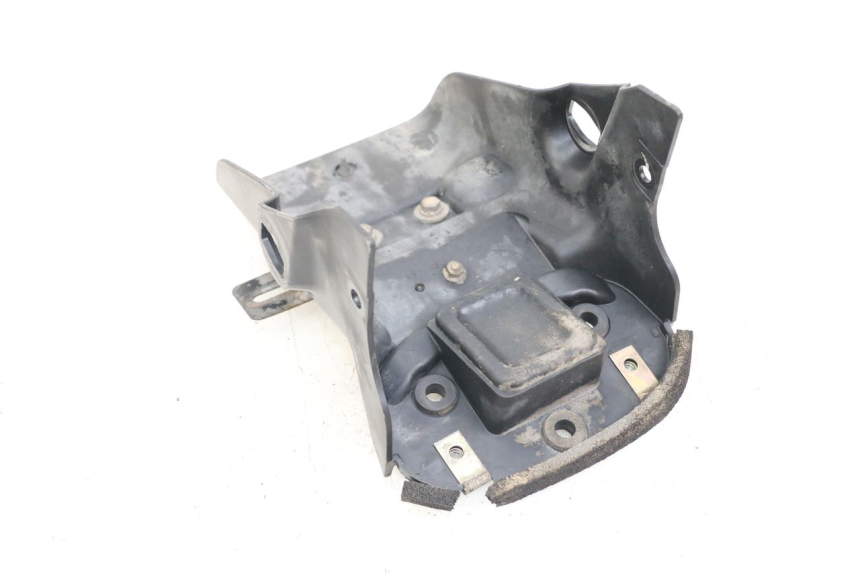 photo de PARAFANGO POSTERIORE SUZUKI GZ MARAUDER 125 (1998 - 2004)