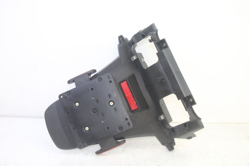 photo de PARAFANGO POSTERIORE PIAGGIO MP3 HPE 350 (2018 - 2020) - Altra angolazione