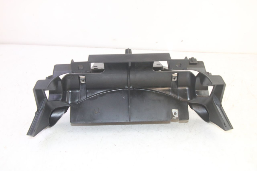 photo de PARAFANGO POSTERIORE PIAGGIO MP3 HPE 350 (2018 - 2020) - Vista d'insieme del prodotto