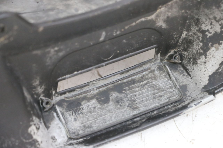 photo de PARAFANGO POSTERIORE PIAGGIO MP3 LT 300 (2010 - 2016)