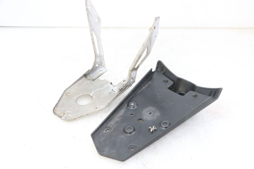 photo de PARAFANGO POSTERIORE GILERA NEXUS 125 (2009 - 2013)