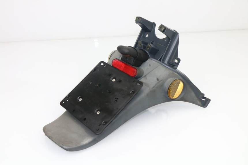 photo de PARAFANGO POSTERIORE PIAGGIO FLY 125 (2005 - 2012)