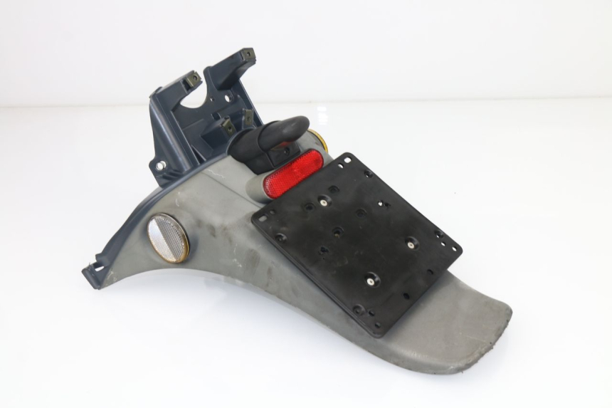 photo de PARAFANGO POSTERIORE PIAGGIO FLY 125 (2005 - 2012)