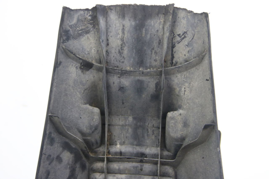 photo de PARAFANGO POSTERIORE SUZUKI SIXTEEN 125 (2008 - 2010)