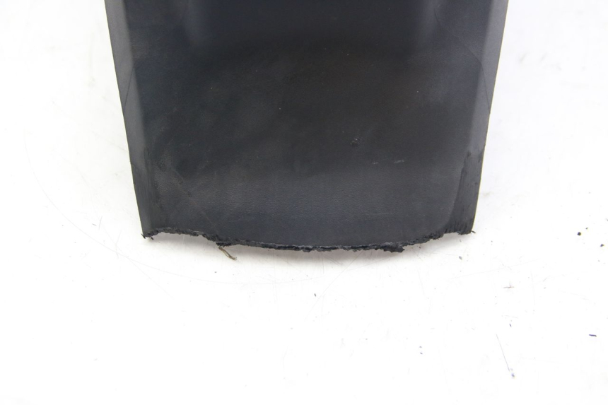 photo de PARAFANGO POSTERIORE SUZUKI SIXTEEN 125 (2008 - 2010)