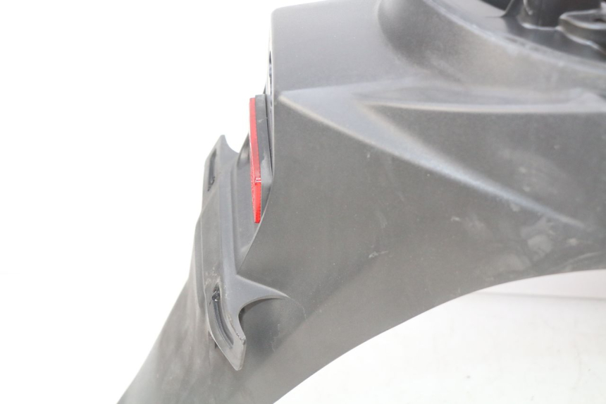 photo de PARAFANGO POSTERIORE SUZUKI SIXTEEN 125 (2008 - 2010)