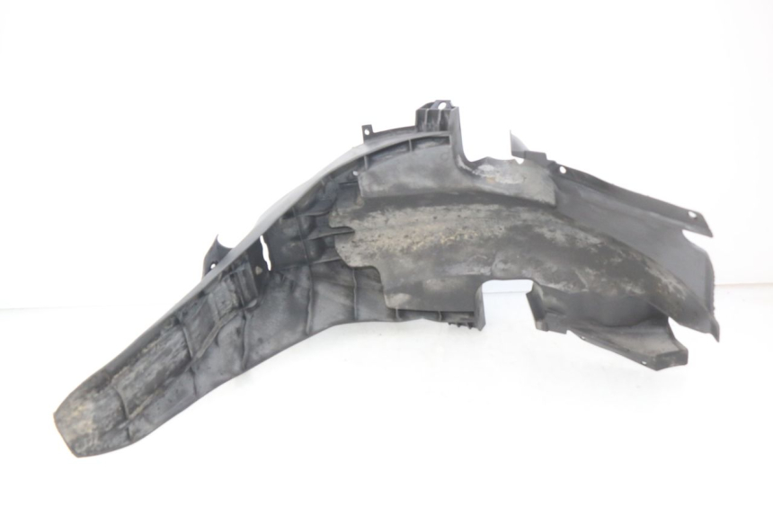 photo de PARAFANGO POSTERIORE SUZUKI SIXTEEN 125 (2008 - 2010)