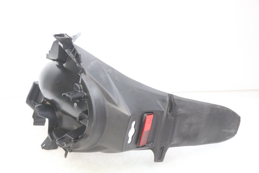 photo de PARAFANGO POSTERIORE SUZUKI SIXTEEN 125 (2008 - 2010)