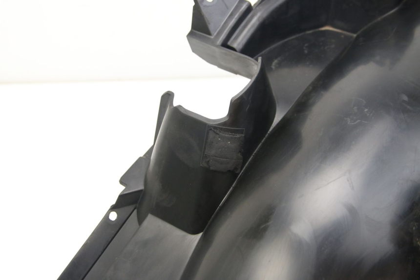 photo de PARAFANGO POSTERIORE SUZUKI SIXTEEN 125 (2008 - 2010)