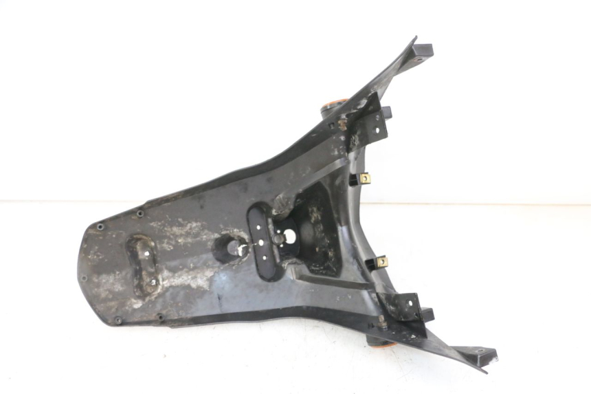 photo de PARAFANGO POSTERIORE PEUGEOT TWEET PRO CARGO 50 (2018 - 2022) - Zoom sullo stato d'uso